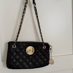 DKNY Black Leather Quilted Chain Strap Shoulder Bag with Gold Hardware